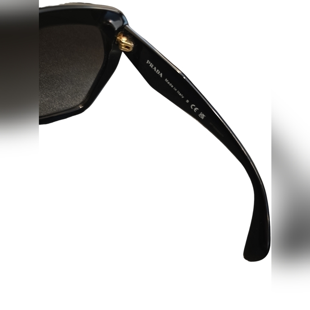 *New* Prada Women's Sunglasses - Picture 12 of 12